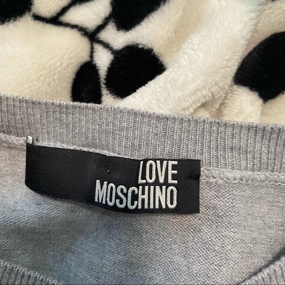 𝅺MOSCHINO Long Grey Love Moschino T Shirt Sequin Red Heart 100% cotton Small - Picture 6 of 8